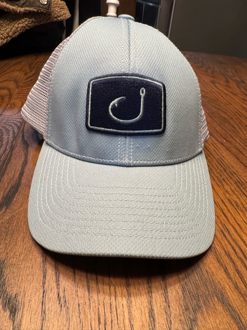 AVID Gear Snapback Trucker Hat Adjustable Mesh Back Cap White Blue Fishing Cool